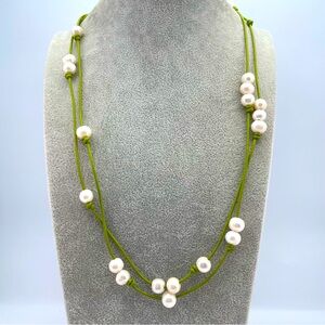 Stunning Tiffany Anne Freshwater Pearl Green Leather Necklace 27”